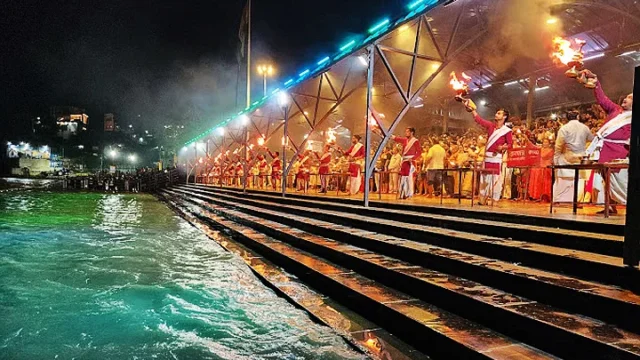 1703139384879-Triveni-Ghat-1-Rishikesh-Uttarakhand.webp