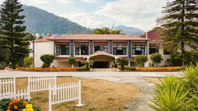 country-inn-bhimtal-924×462-1.jpg