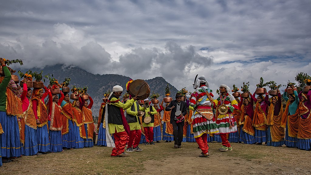उत्तराखंड की लोक साहित्य होगी डिजिटल, राज्य की बोलियों का बनेगा भाषाई नक्शा